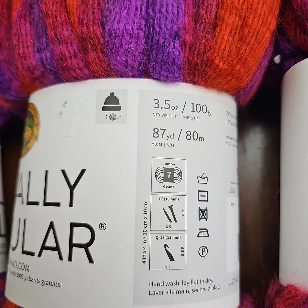 3 SKEINS LION‎ BRAND YARN TOTALLY TUBULAR